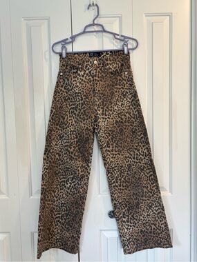 High-Rise Wide Leg Cheetah Jeans | Size 4/27